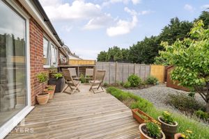 Photo 16- click for photo gallery